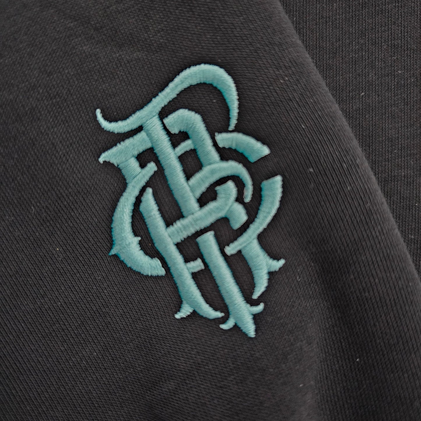 The Classic - Men's Sweatshirt